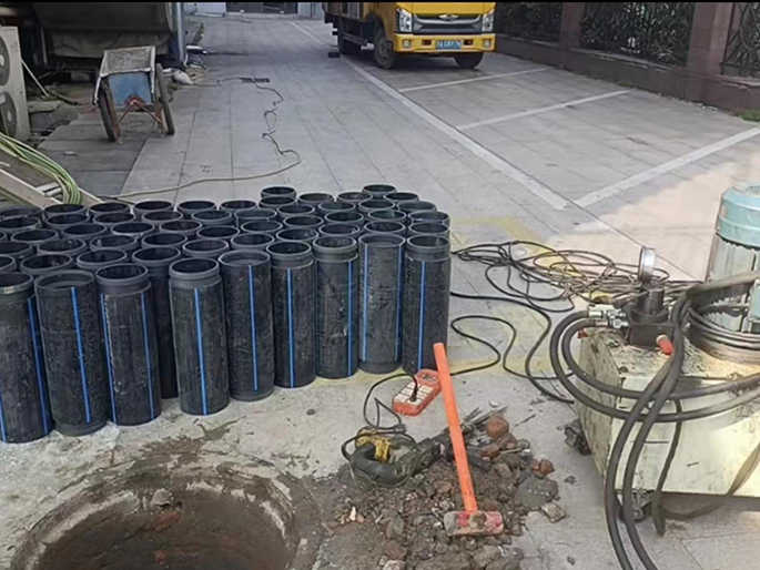 永安PE置换管厂家 DN315置换管 非开挖管短管置换